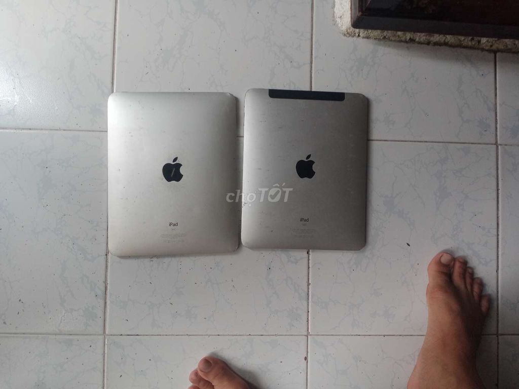 xác 2 cây iPad iPhone . Mua bán Máy tính bảng tại Quận Tân Bình Tp Hồ Chí Minh được đăng bởi hoàng  hình 1