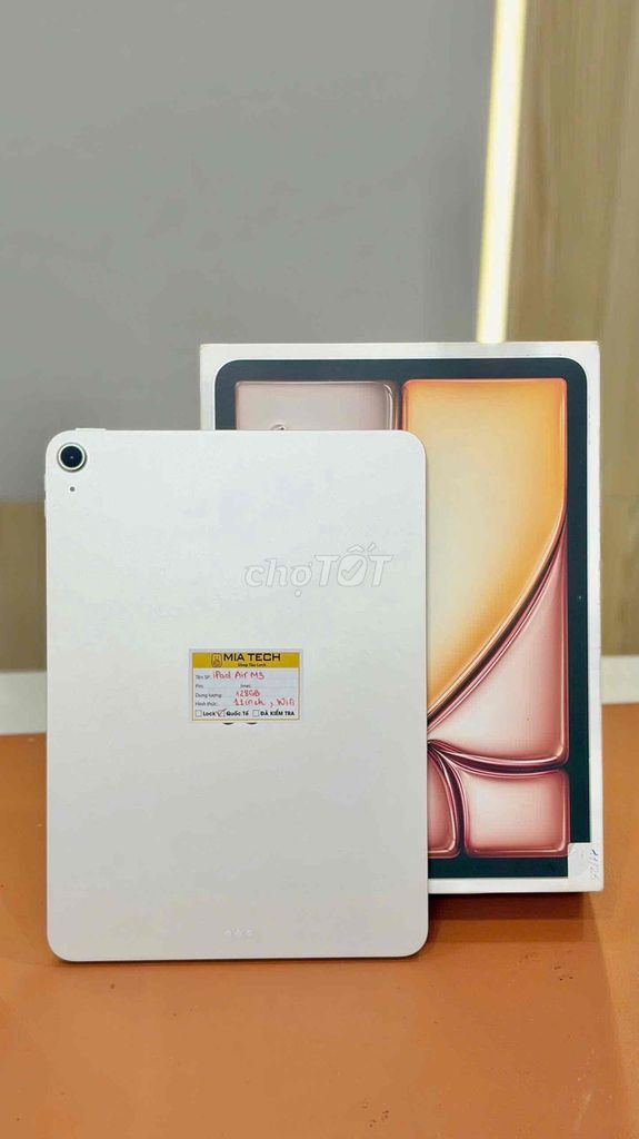 Apple iPad Air M3 128GB Starlight Wi-Fi. Mua bán Máy tính bảng tại Quận Ba Đình Hà Nội được đăng bởi Huy Trần hình 1