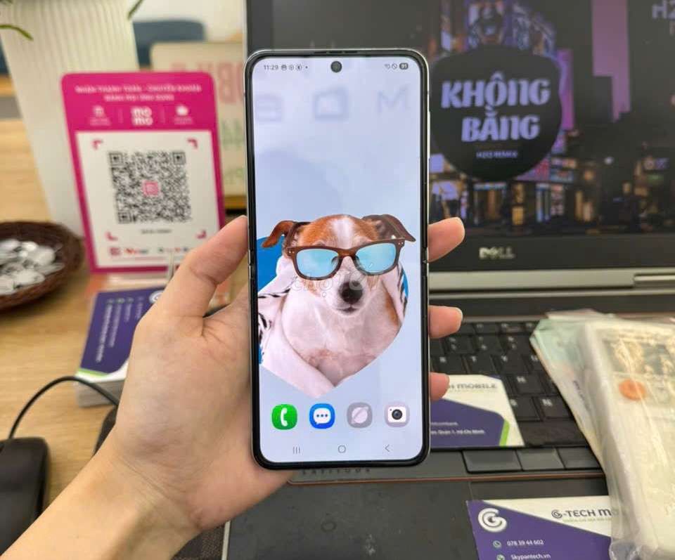 Quốc tế Galaxy Z Flip5 Xanh Lá 256GB..2sim. Mua bán Điện thoại tại Quận Bình Thạnh Tp Hồ Chí Minh được đăng bởi Minh phương hình 1