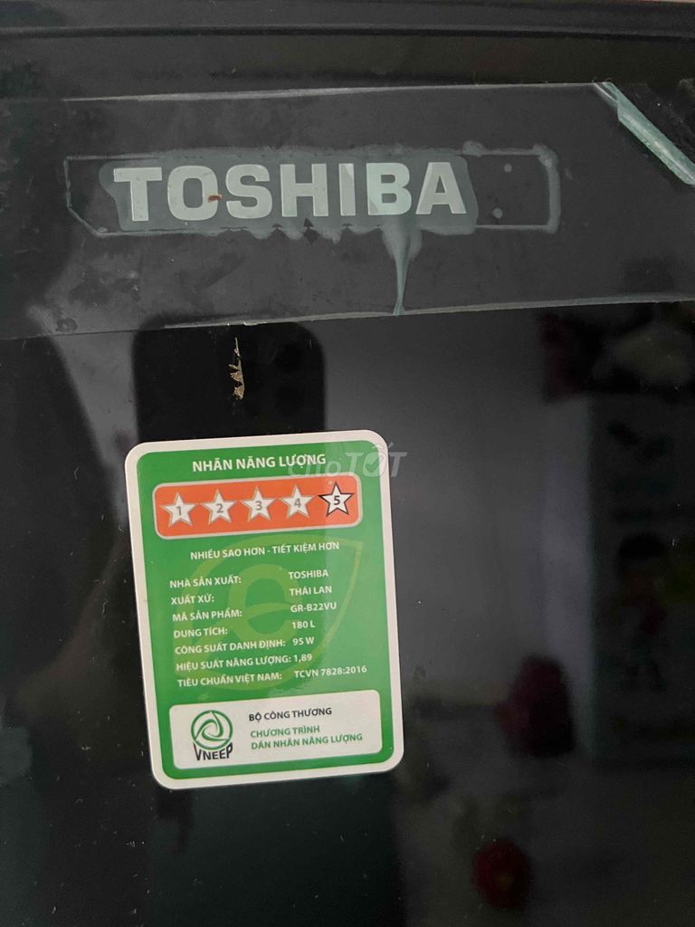 pass tủ đang xài do đổi chỗ ở tủ toshiba 180l mới