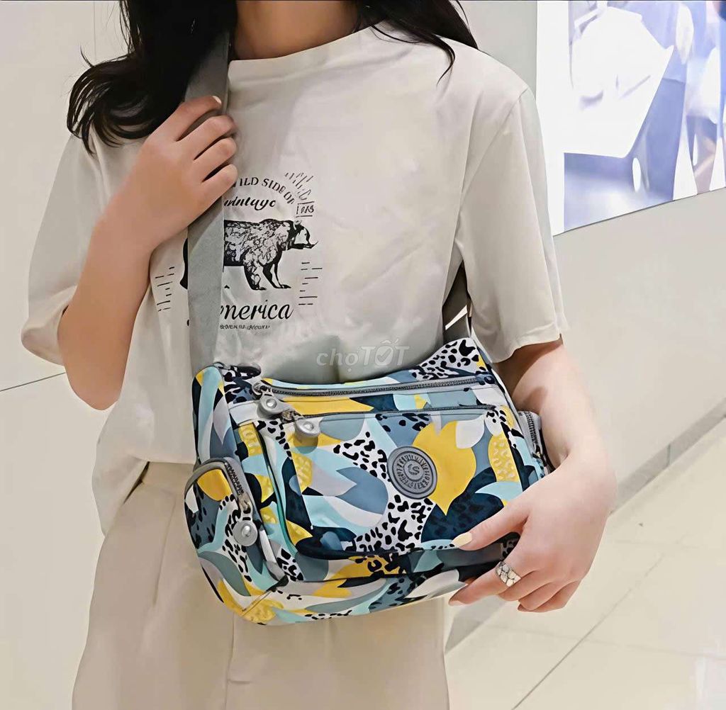 Túi Crossbody Bag 10 ngăn. Mua bán Túi xách tại Quận 10 Tp Hồ Chí Minh được đăng bởi Gọi cho tôi hình 1