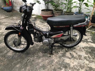 dream HQ-2002…chính chủ bao công chứng bstphcm. Mua bán Xe máy tại Quận Bình Tân Tp Hồ Chí Minh được đăng bởi Nguyen