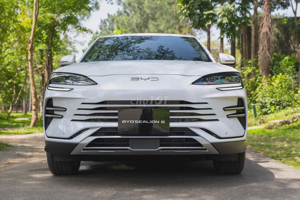 BYD SEALION 6 PREMIUM SUV Hybrid Trắng Tự động