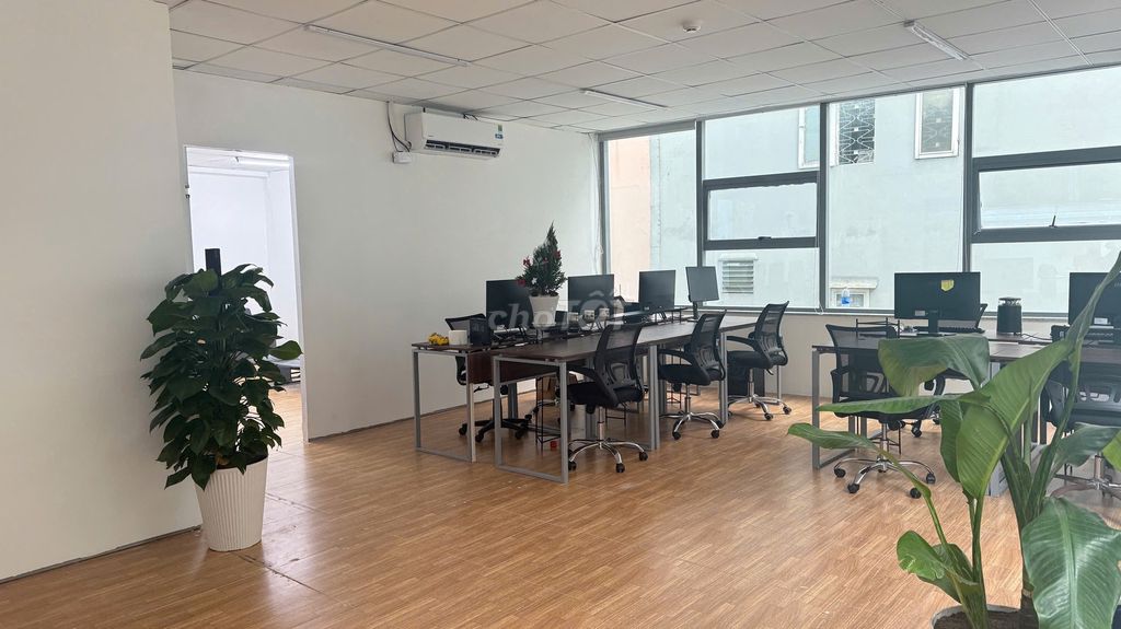 VĂN PHÒNG cho thuê mặt tiền đường NGUYỄN HỮU THỌ - Chỉ 16 tr/th