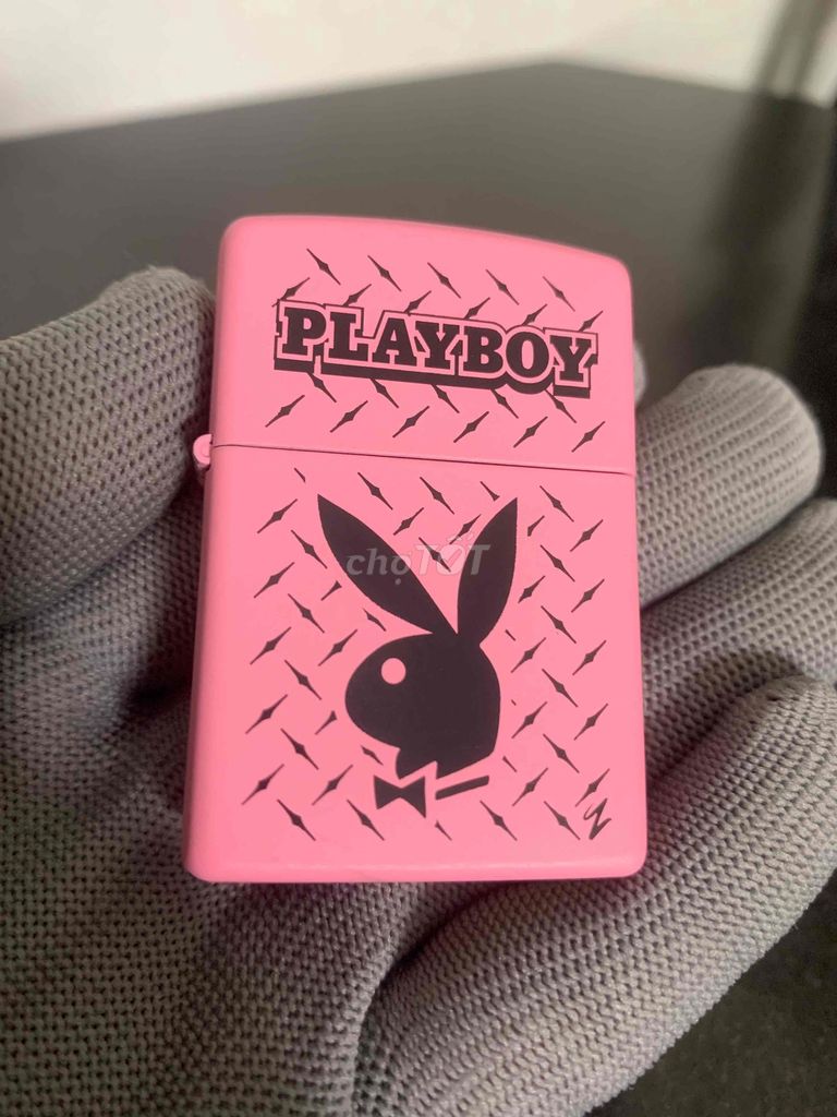 Bật lửa Zippo chính hãng sx 2017 chủ đề playboy. Mua bán Đồ sưu tầm, đồ cổ tại Huyện Đức Linh Bình Thuận được đăng bởi Nguyễn Thái hình 1