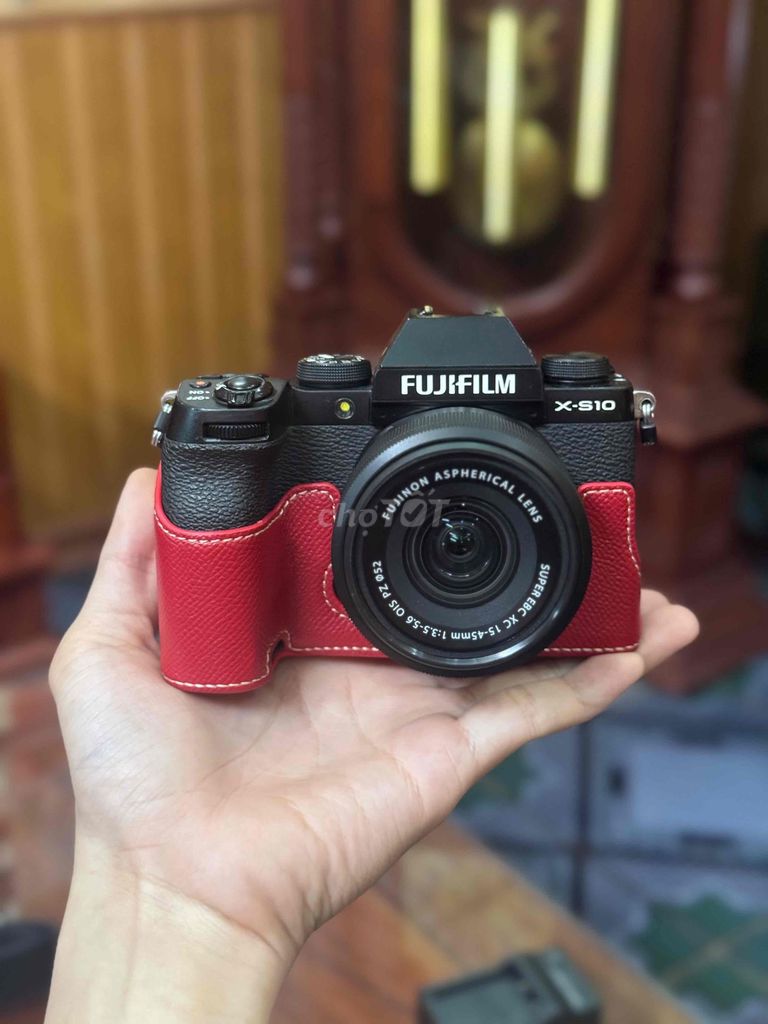 Máy ảnh Fujifilm X-S10 Đen. Mua bán Máy ảnh, Máy quay tại Huyện Gia Lâm Hà Nội được đăng bởi Nguyễn Đức Thắng hình 1