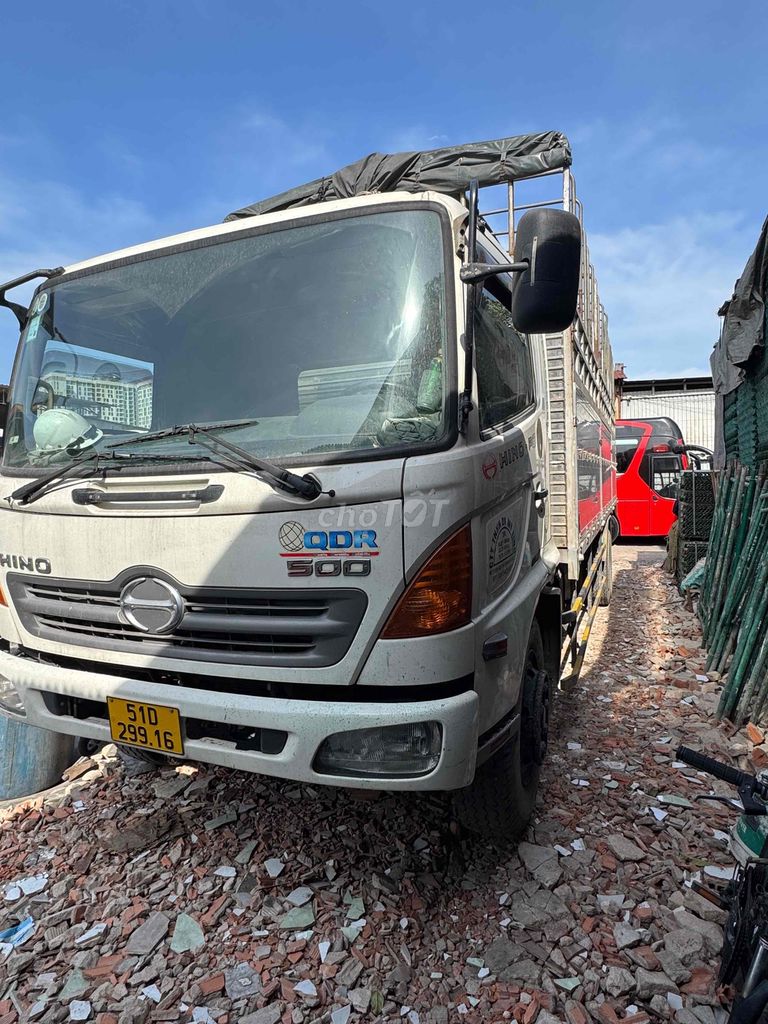 BÁN HINO FG 8T3 DÀI 7m3 CAO 4M 2014 KÈO BẠT