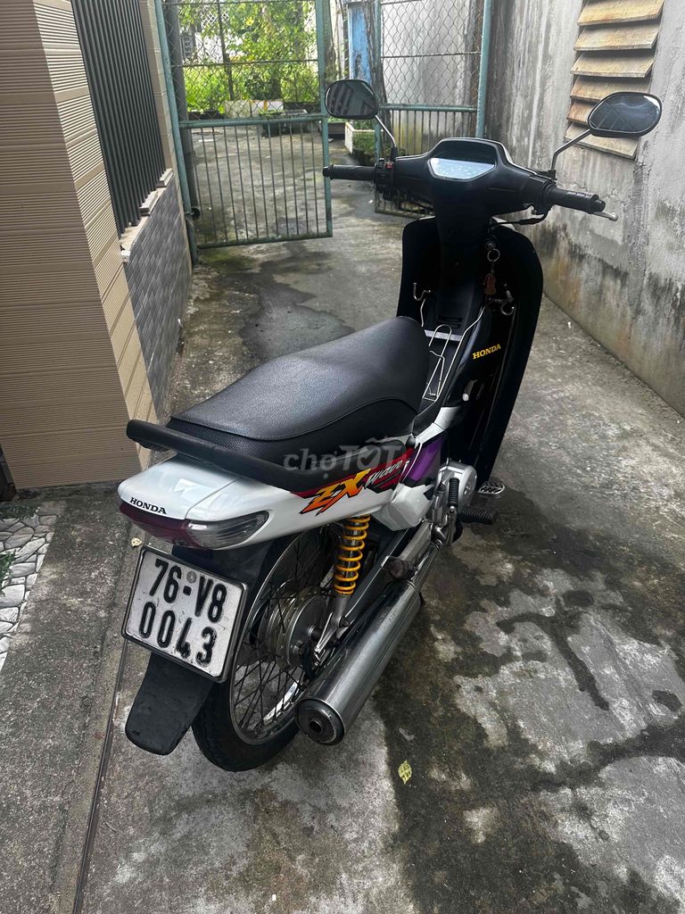 Honda wave zx 2005 máy móc zin ngoại hình đẹp keng. Mua bán Xe máy tại Thành phố Quảng Ngãi Quảng Ngãi được đăng bởi Hien hình 4