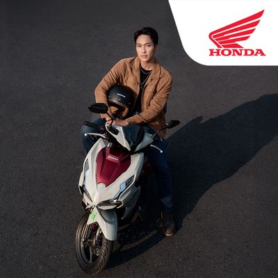 Air Blade 160cc phiên bản Thể Thao - Tặng Voucher. Mua bán Xe máy tại Quận 7 Tp Hồ Chí Minh được đăng bởi Head Phát Tiến