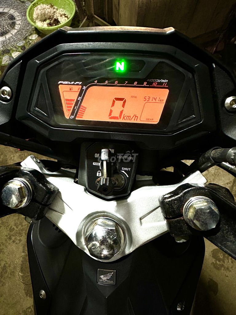 SONIC 150, Lướt chạy 5000 Km. Mua bán Xe máy tại Huyện Mỏ Cày Nam Bến Tre được đăng bởi thịnh  hình 8