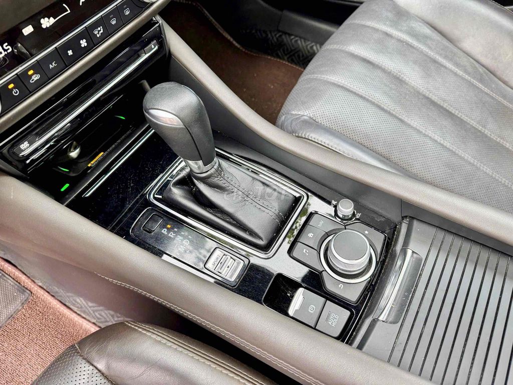 Mazda 6 Signature Premium 2.5 odo 43.000km. Mua bán Ô tô tại Quận Long Biên Hà Nội được đăng bởi Bùi Đình Thông hình 10