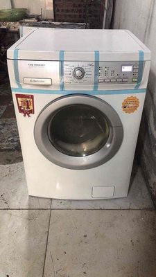 Bán máy giặt Electrolux 8kg đẹp chuẩn hình 3tr5