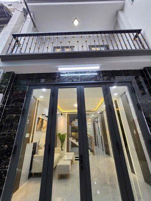 Hàng hiếm-bán gấp nhà ngay chợ Tân Hương nhà đẹp lengkeng chủ hạ giá. Mua bán nhà ở tại Quận Tân Phú Tp Hồ Chí Minh được đăng bởi Phuc Tran 