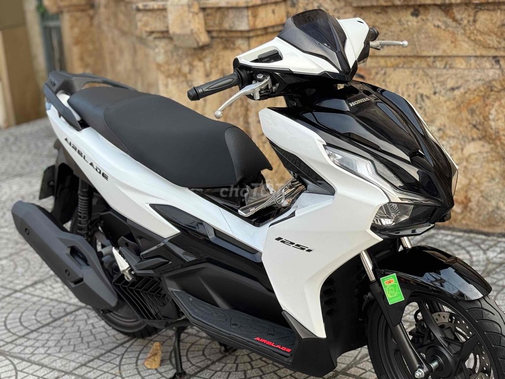 Airblade 125 4VAL mẫu 2023 1chủ ít đi6000km mới99%