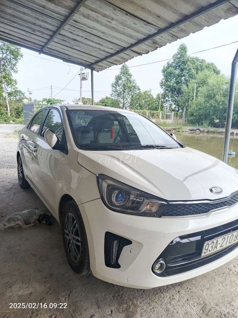 Kia Soluto 2020 1.4 AT Deluxe - 75000 km