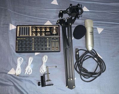 - Sound Card K300 Promax.- Mic ISK AT100