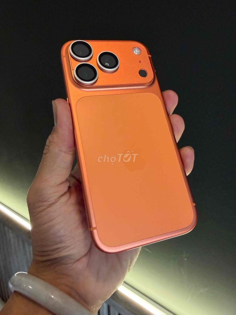 iPhone 17 Pro 256GB BH cực lâu giá siêu tốt. Mua bán Điện thoại tại Thành phố Đà Lạt Lâm Đồng được đăng bởi Lavie Nguyễn  hình 1