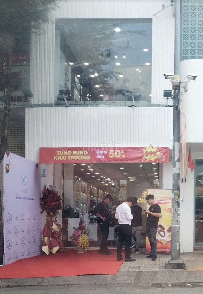 39TR MẶT TIỀN KHU THỜI TRANG VÕ VĂN TẦN QUẬN 3