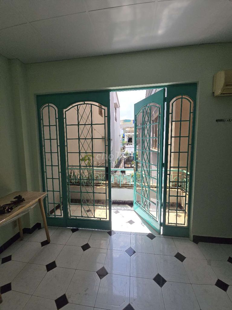 Комната с кондиционером, Бинь Триеу, QL13