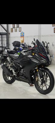 Xe máy Honda CBR150R ABS Đen 2023. Mua bán Xe máy tại Huyện Bình Chánh Tp Hồ Chí Minh được đăng bởi Đông Moto Bình chánh 