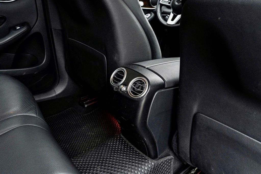 Mercedes GLC200 sx 2022 - sang trọng hiện đại. Mua bán Ô tô tại Quận Gò Vấp Tp Hồ Chí Minh được đăng bởi Trường Nguyễn Xe Sang hình 17