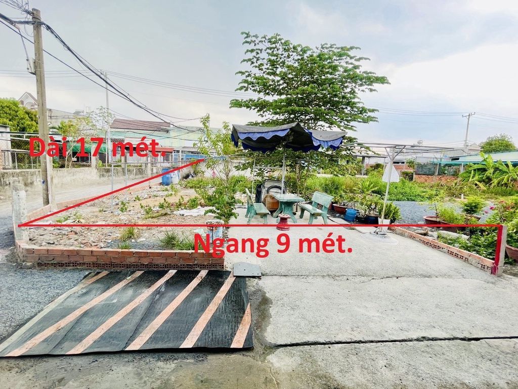 bán lô góc 2 mặt tiền 153m2 giá chỉ 1 tỷ 385tr gần trường học thới tam