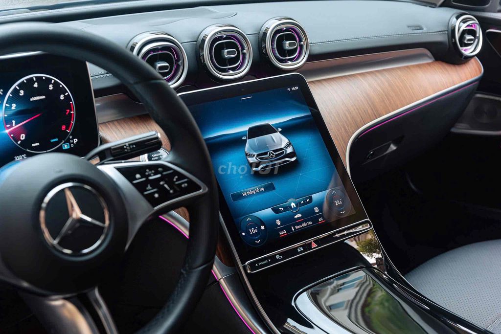 Mercedes C200 AVG Plus ĐKLĐ 2023 - 3900 km - 1 chủ. Mua bán Ô tô tại Quận 7 Tp Hồ Chí Minh được đăng bởi Thật Nguyễn LongAnh Auto hình 8