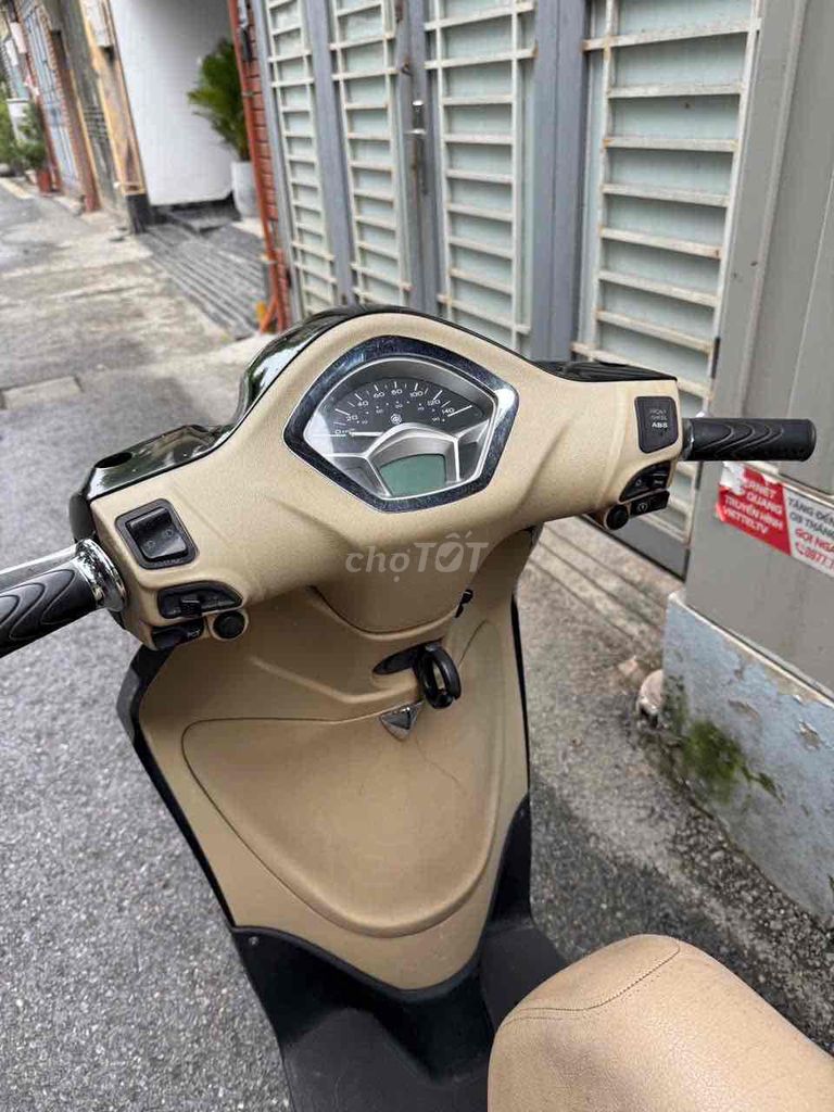 e bán lebetty iget phanh abs xe biển đẹp đời cao. Mua bán Xe máy tại Quận Long Biên Hà Nội được đăng bởi Nguyen Chung hình 5