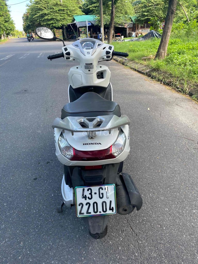 Chính chủ cần bán xe lead máy rin êm chạy ngon. Mua bán Xe máy tại Quận Liên Chiểu Đà Nẵng được đăng bởi Cửa hàng xe máy Nhớ Đình Nguyễn hình 6