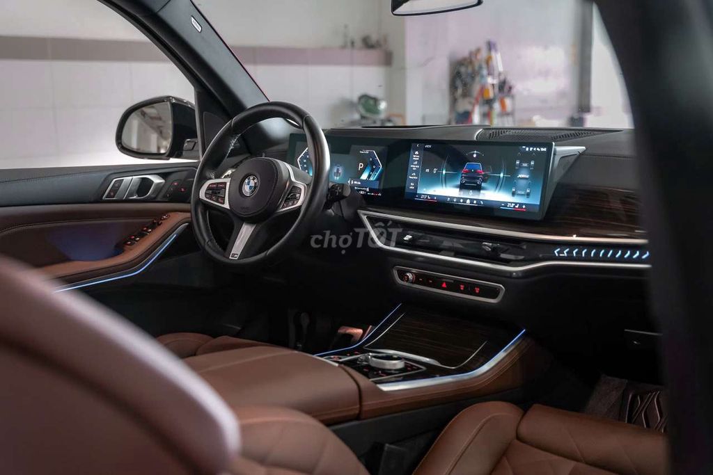 BMW X5 2023 xdrive40i M Sport LCI 12.000km Đen. Mua bán Ô tô tại Quận 7 Tp Hồ Chí Minh được đăng bởi Hoàn Lee Xe Lướt hình 17