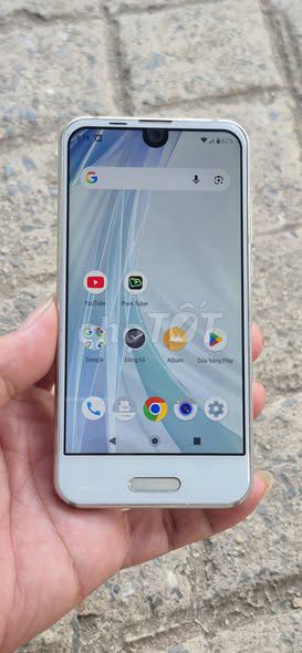 Sharp Aquos R Compact 32GB Trắng. Mua bán Điện thoại tại Quận 5 Tp Hồ Chí Minh được đăng bởi Hội Đồ Điện Tử hình 1