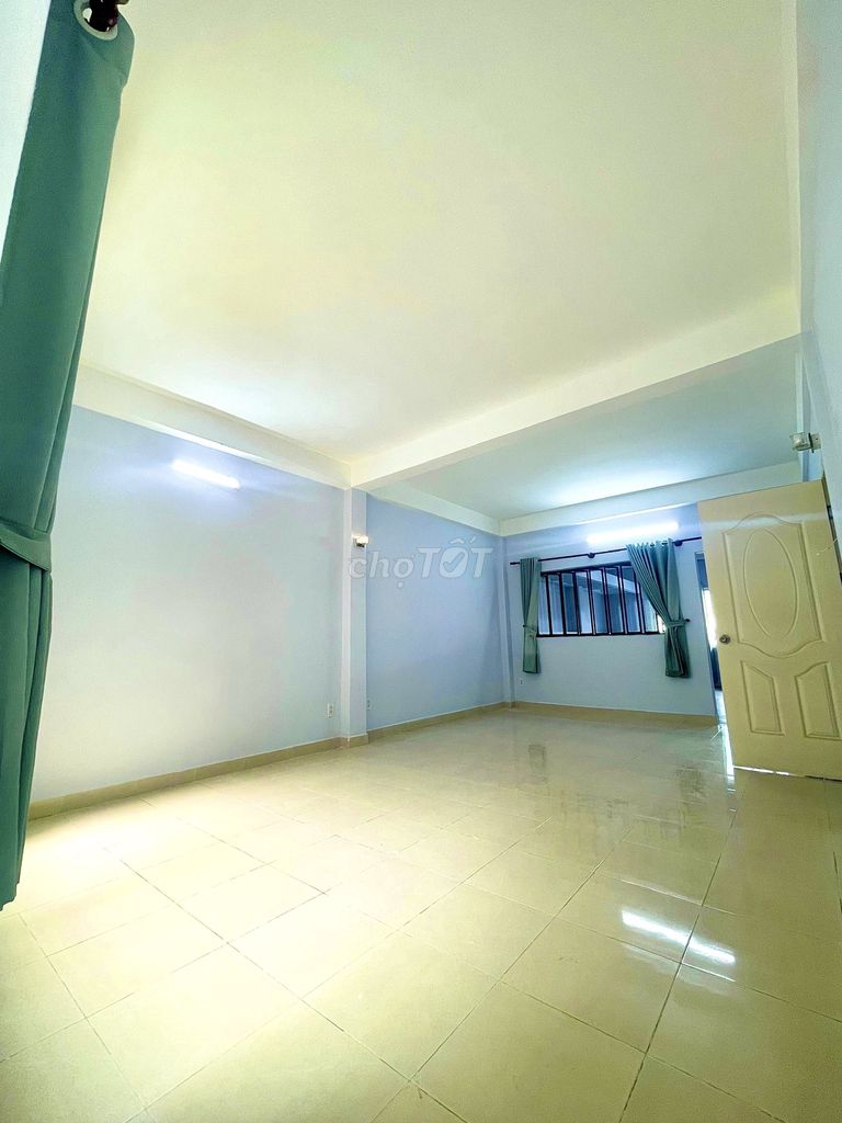 CHO THUÊ CĂN HỘ TRUNG TÂM QUẬN 1 DT 100m2- CÁCH CHỢ BẾN THÀNH 5 PHÚT