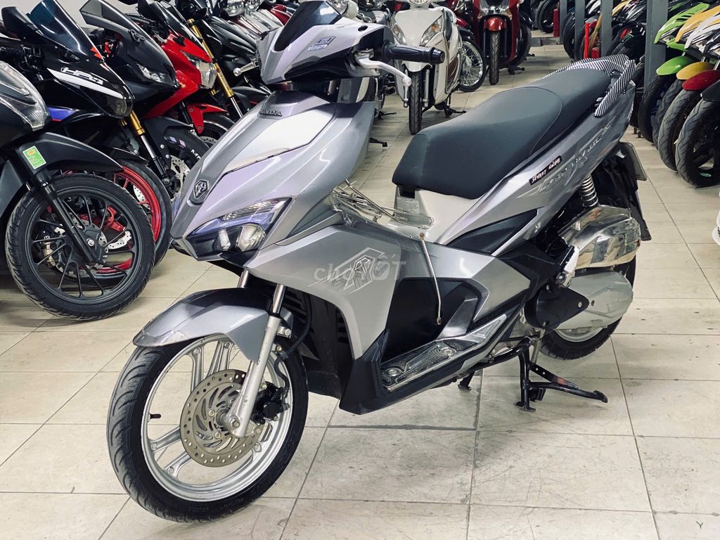 XE MÁY THỊNH PHÁT - AIR BLADE 125 LED SMARTKEY2019
