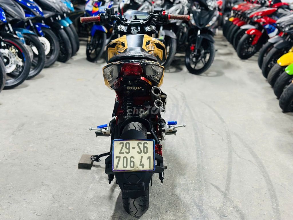 XE MÁYTHANH TÙNG_TNT 125 VÀNG ĐEN ZIN CÔN TAY MINI. Mua bán Xe máy tại Quận Nam Từ Liêm Hà Nội được đăng bởi THANH TÙNG hình 3