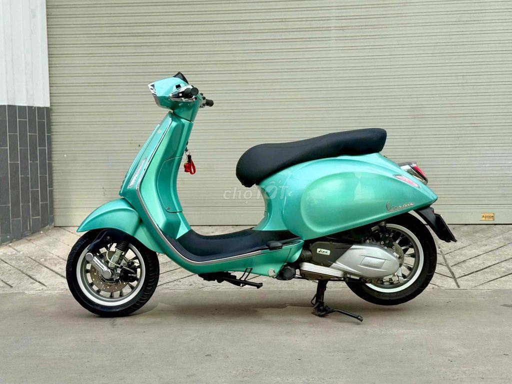 Vespa Sprint 125 full led kiểng 2018 Bstp 9 chủ. Mua bán Xe máy tại Quận Bình Tân Tp Hồ Chí Minh được đăng bởi Hoàng Tuấn hình 3