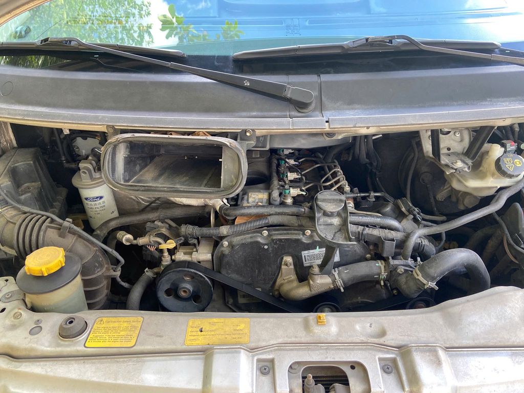 Ford Transit 2017 Luxury - 57940 km. Mua bán Ô tô tại Thành phố Thủ Đức Tp Hồ Chí Minh được đăng bởi Quý Lê hình 9