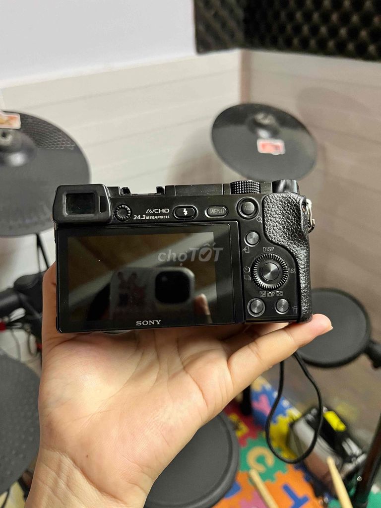 Máy ảnh Sony A6000 Đen. Mua bán Máy ảnh, Máy quay tại Quận 12 Tp Hồ Chí Minh được đăng bởi Mộng Huyền hình 1