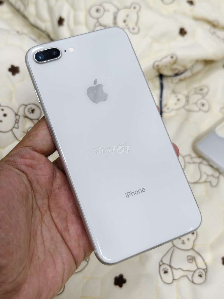 Apple iPhone 8 Plus 64GB Trắng Đã sử dụng. Mua bán Điện thoại tại Quận 7 Tp Hồ Chí Minh được đăng bởi Tram Le hình 1