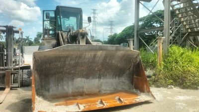 Xe xúc lật Komatsu WA450-1 Hoạt động bình thường. Mua bán Phương tiện khác tại Thị xã Bến Cát Bình Dương được đăng bởi CÔNG TY HÙNG ANH