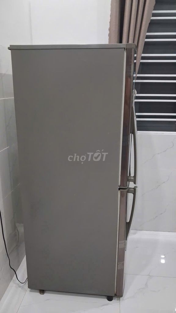 Tủ lạnh Sanyo SR-PQ285RB 252 lít Xám. Mua bán Tủ lạnh tại Quận Thanh Khê Đà Nẵng được đăng bởi Trần Vũ hình 1