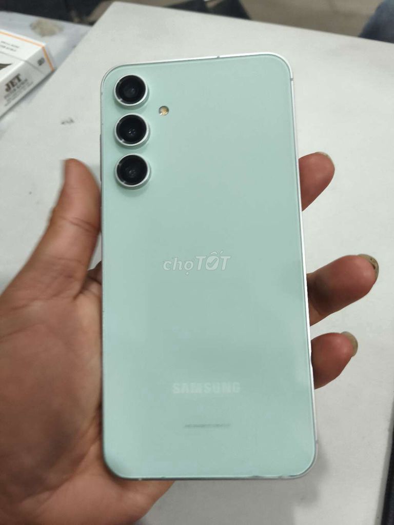 Samsung S23 FE 128GB Xanh bạc hà. Mua bán Điện thoại tại Thành phố Thủ Đức Tp Hồ Chí Minh được đăng bởi NT hình 1