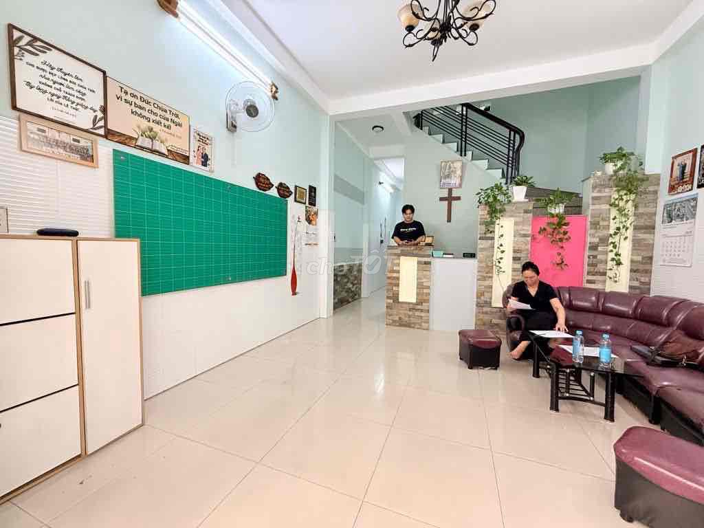 Chuyển về quê cần bán gấp nhà P.15 Tân Bình - 55m2  - 2 Tầng - 3PN