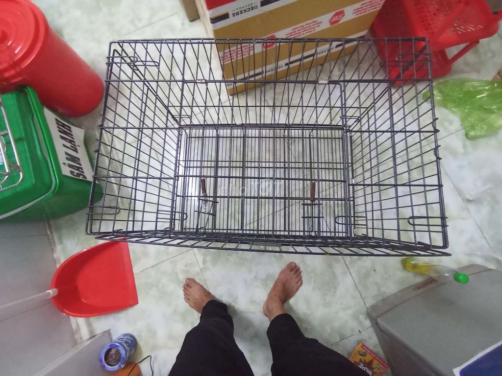 Chuồng thú cưng Kim loại Đen Chó Mèo. Mua bán Phụ kiện, Thức ăn, Dịch vụ tại Thị xã Bến Cát Bình Dương được đăng bởi Nguyễn Thành Vỹ hình 1