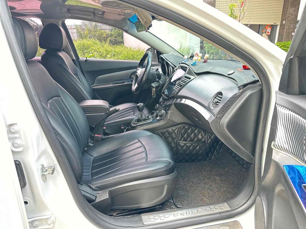 Chevrolet Cruze 2016 LT. Mua bán Ô tô tại Thành phố Dĩ An Bình Dương được đăng bởi Diễm Quỳnh hình 9