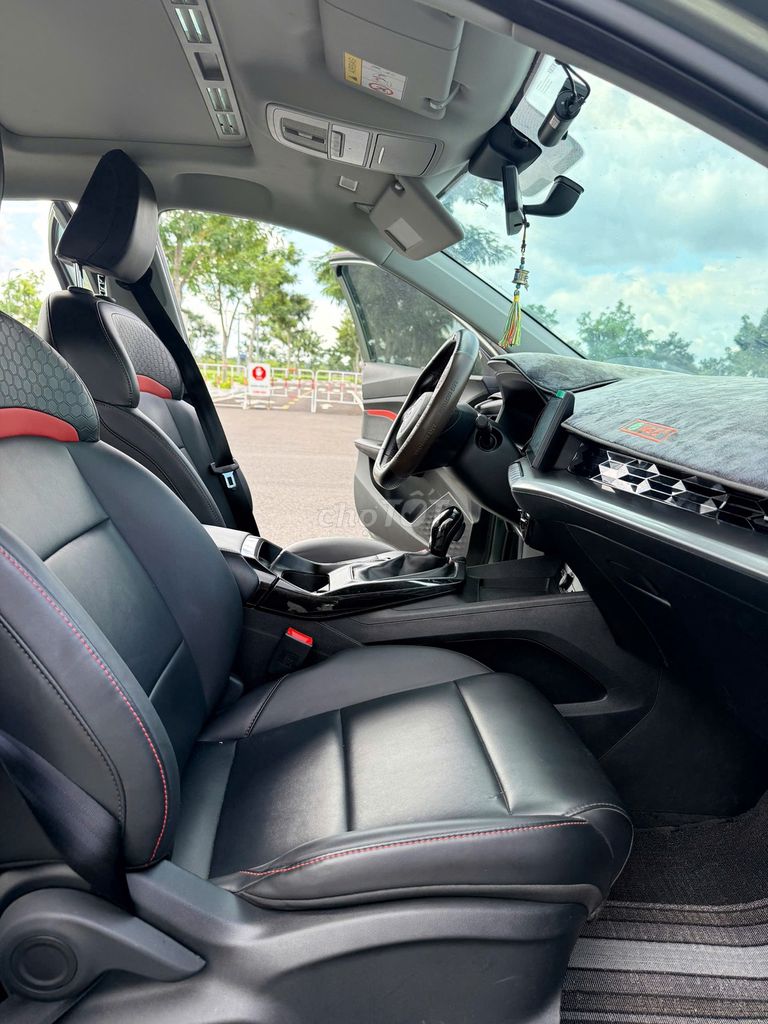 MG 5 Luxury 1.5AT 2022 синий 56 000 км дилерское обслуживание