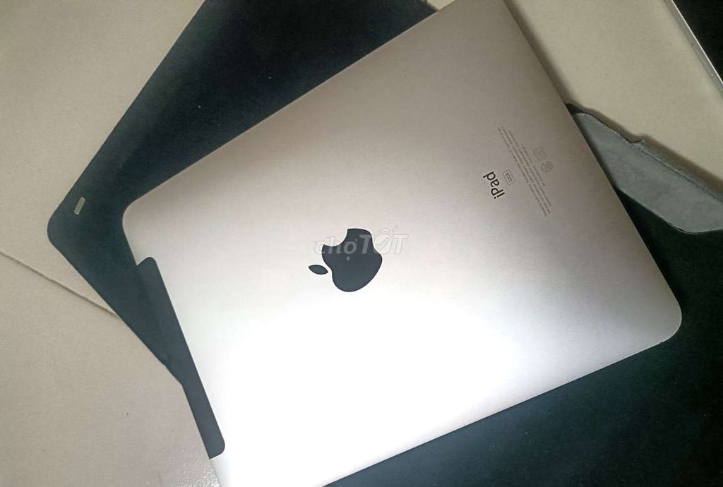 Bán Rẻ Anh Em Làm Gì Làm
