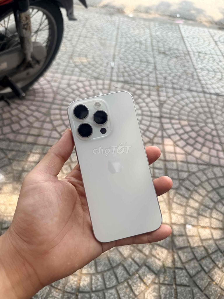 IPhone 15 Pro 128Gb . Nợ xấu trả trước 9tr. Mua bán Điện thoại tại Quận Ngũ Hành Sơn Đà Nẵng được đăng bởi Nghĩa  hình 1