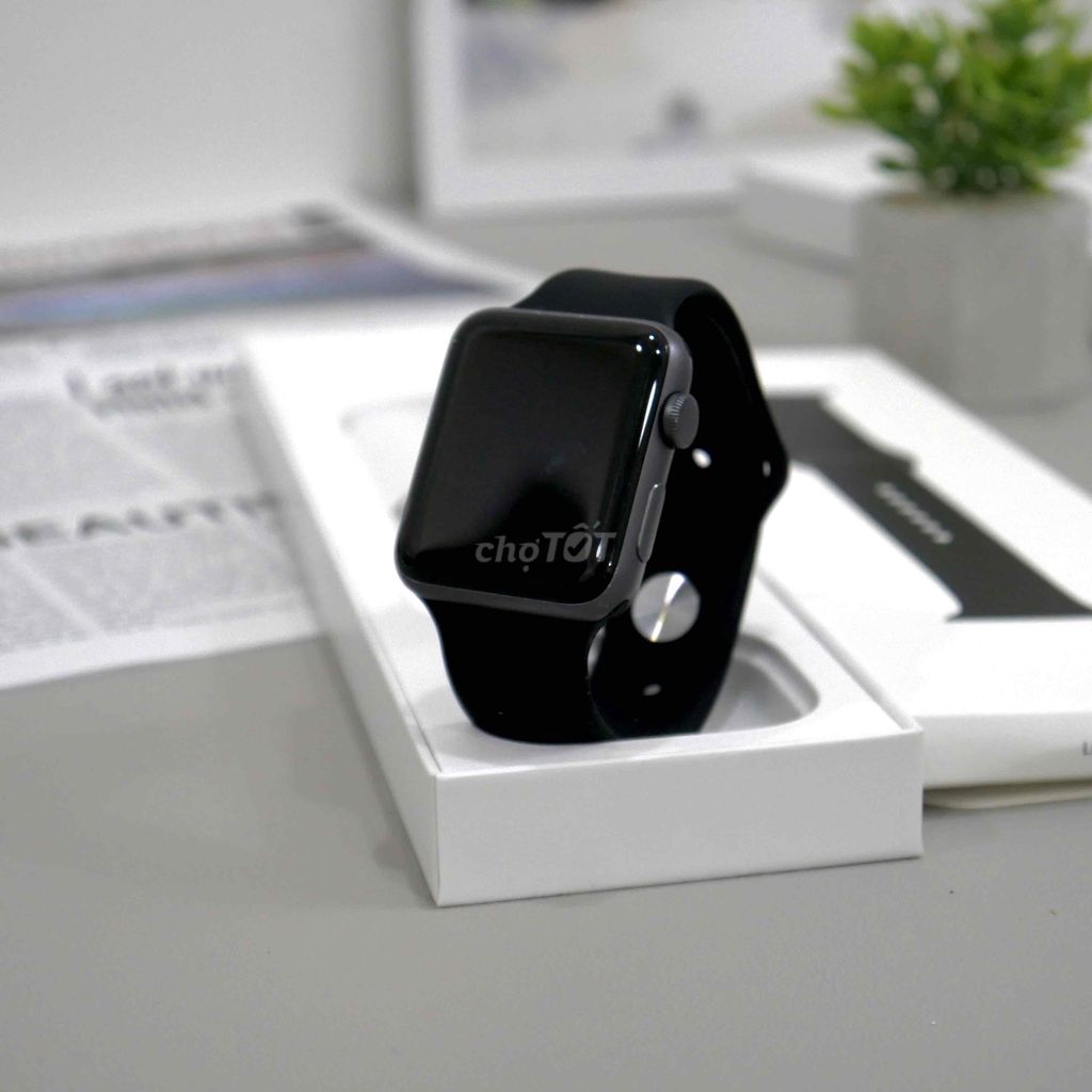 Apple Watch Series 3 42mm Đen Đẹp 99% Likenew. Mua bán Thiết bị đeo thông minh tại Quận Gò Vấp Tp Hồ Chí Minh được đăng bởi KHÁNH HUNTER hình 1