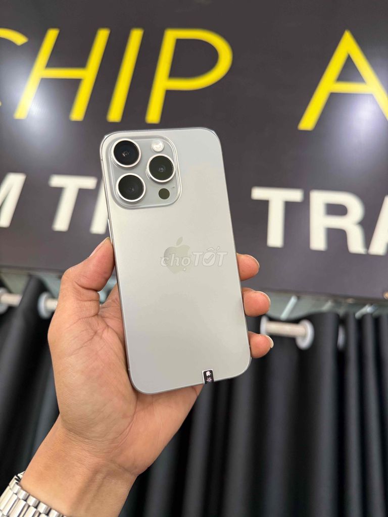 Apple iPhone 15 Pro 256GB Natural Titanium 89%. Mua bán Điện thoại tại Thành phố Biên Hòa Đồng Nai được đăng bởi Lộc Nguyễn hình 1