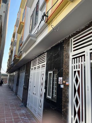 Loại nhà ở riêng+ diện tích 30m2×4 +số phòng ngủ 3. Cho thuê nhà ở tại Huyện Chương Mỹ Hà Nội được đăng bởi Trieu Pham